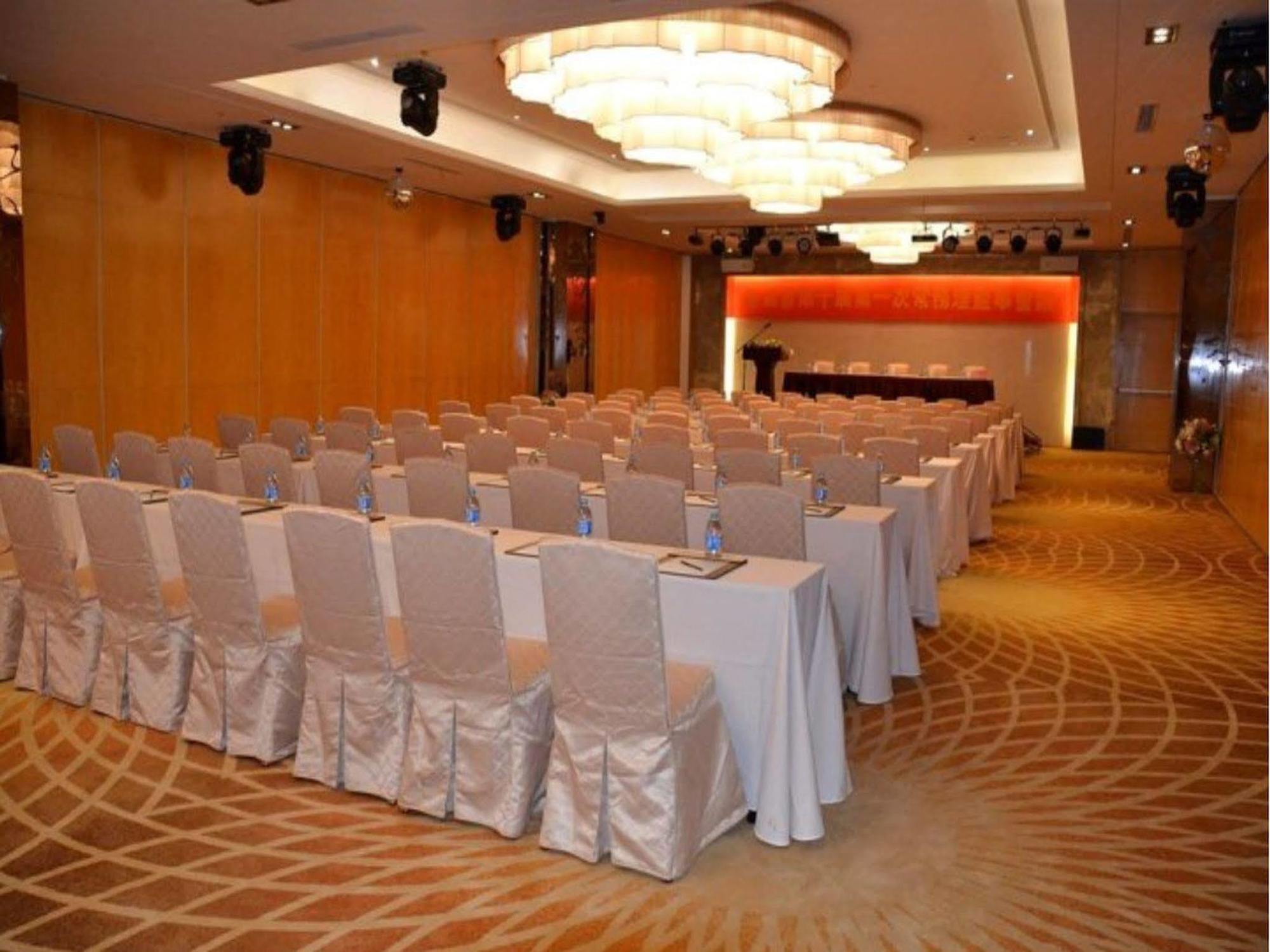 Windsor Park Hotel Kunshan 昆山 エクステリア 写真